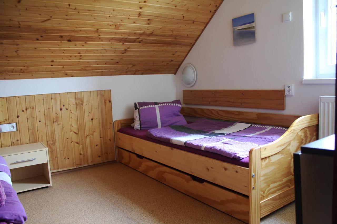 Apartmany Fialka Kasperske Hory Bagian luar foto
