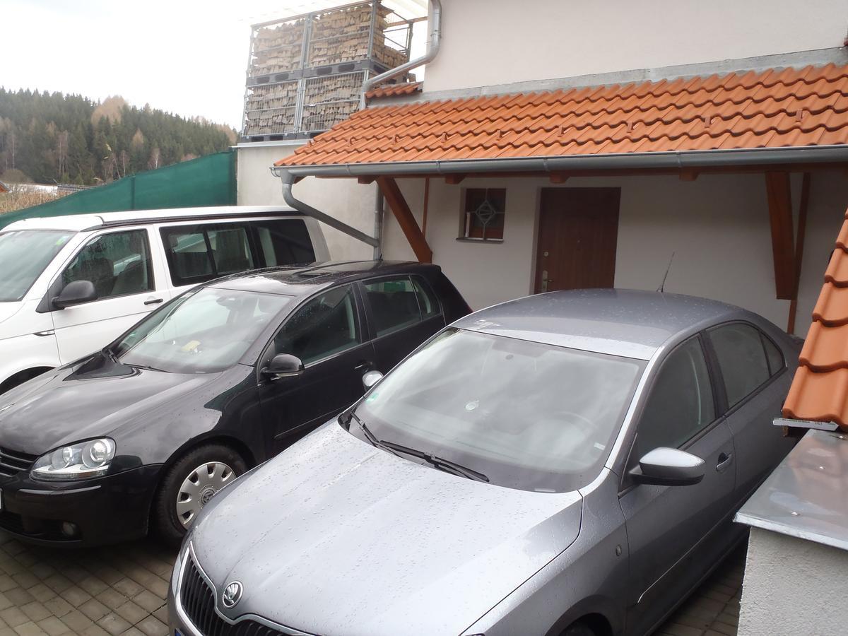 Apartmany Fialka Kasperske Hory Bagian luar foto